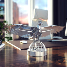 Cargar imagen en el visor de la galería, THE GREAT EAGLE - GOLDEN ARMOR