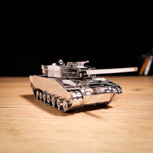 Cargar imagen en el visor de la galería, Leopardo 2