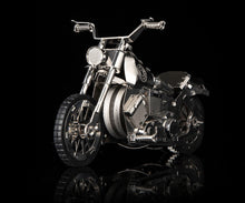 Lade das Bild in den Galerie-Viewer, ROADWAY FANTASY MOTORRAD