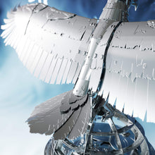 Cargar imagen en el visor de la galería, THE GREAT EAGLE - GOLDEN ARMOR