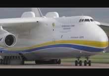 Laden und Abspielen von Videos im Galerie-Viewer, FLUGZEUGMODELL AN-225 MRIYA - OFFIZIELLE EXKLUSIVE AUSGABE