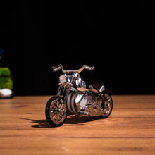 Lade das Bild in den Galerie-Viewer, ROADWAY FANTASY MOTORRAD