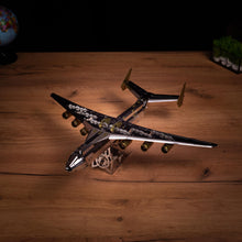 Lade das Bild in den Galerie-Viewer, FLUGZEUGMODELL AN-225 MRIYA - OFFIZIELLE EXKLUSIVE AUSGABE