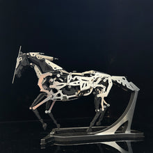 
                        
                          Charger l'image dans la galerie, Mini Kinetic Running Black Horse Mechanical
                        
                      