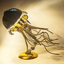 
                        
                          Carica l'immagine nel visualizzatore di Gallery, Steampunk Jellyfish 3D Puzzle Lamp
                        
                      