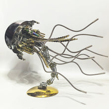 
                        
                          Carica l'immagine nel visualizzatore di Gallery, Steampunk Jellyfish 3D Puzzle Lamp
                        
                      