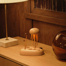 
                        
                          Carica l'immagine nel visualizzatore di Gallery, Wooden Jellyfish
                        
                      