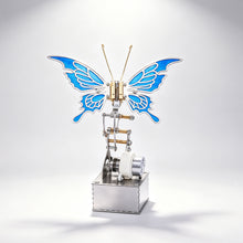 
                        
                          Lade das Bild in den Galerie-Viewer, Mechanical Butterfly
                        
                      