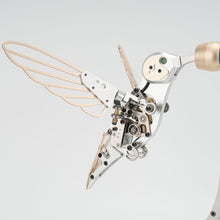 
                        
                          将图片加载到图库查看器，Hummingbird – Bionic Bird Model
                        
                      