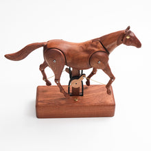 
                        
                          Carica l'immagine nel visualizzatore di Gallery, Mechanical Horse Wooden
                        
                      