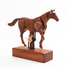 
                        
                          Carica l'immagine nel visualizzatore di Gallery, Mechanical Horse Wooden
                        
                      