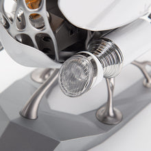 
                        
                          将图片加载到图库查看器，Nautilus Kinetic Model (White)
                        
                      