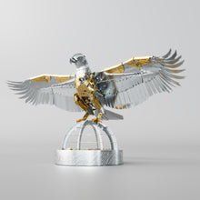 
                          
                            将图片加载到图库查看器，The Great Eagle Golden Armor Crystal Edition
                          
                        