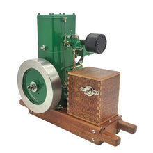 
                        
                          Lade das Bild in den Galerie-Viewer, Vintage Stationary Gasoline L-D Engine
                        
                      