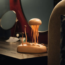 
                        
                          Carica l'immagine nel visualizzatore di Gallery, Wooden Jellyfish
                        
                      