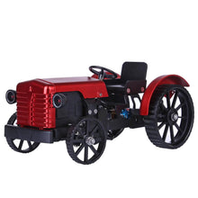 
                        
                          Lade das Bild in den Galerie-Viewer, Motorised Classic Tractor
                        
                      