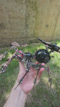 
                        
                          Carica e avvia il video nel visualizzatore di galleria, Steampunk War Spider (Black and Red)
                        
                      