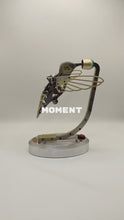 
                        
                          在图库查看器中加载和播放视频，Hummingbird Bionic Bird
                        
                      